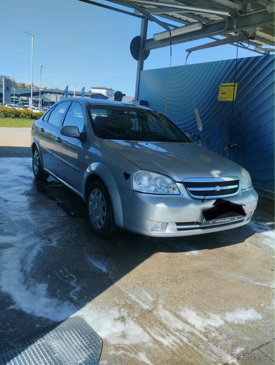 Chevrolet Lacetti 1.6 (80 kW) - 4