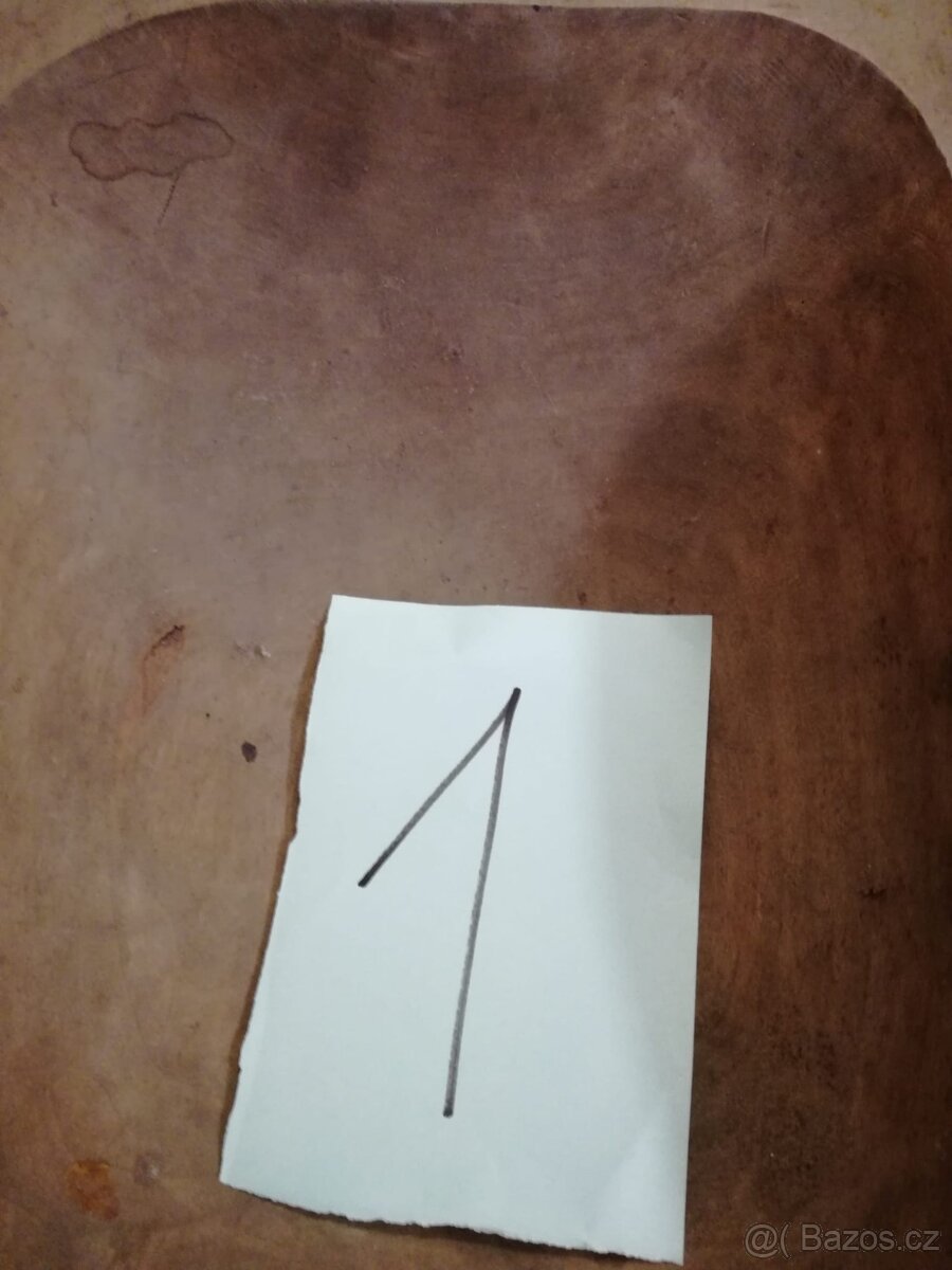 Dřevěné těsané mísy - 4