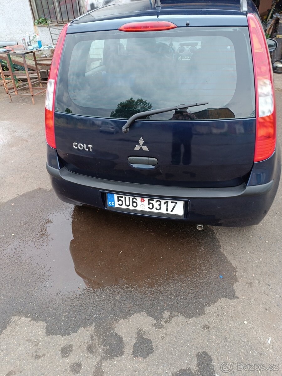 Mitsubishi Colt - 4