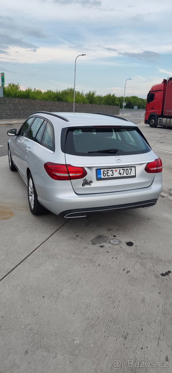 MERCEDES – BENZ C 200 D 2,2 L - 4