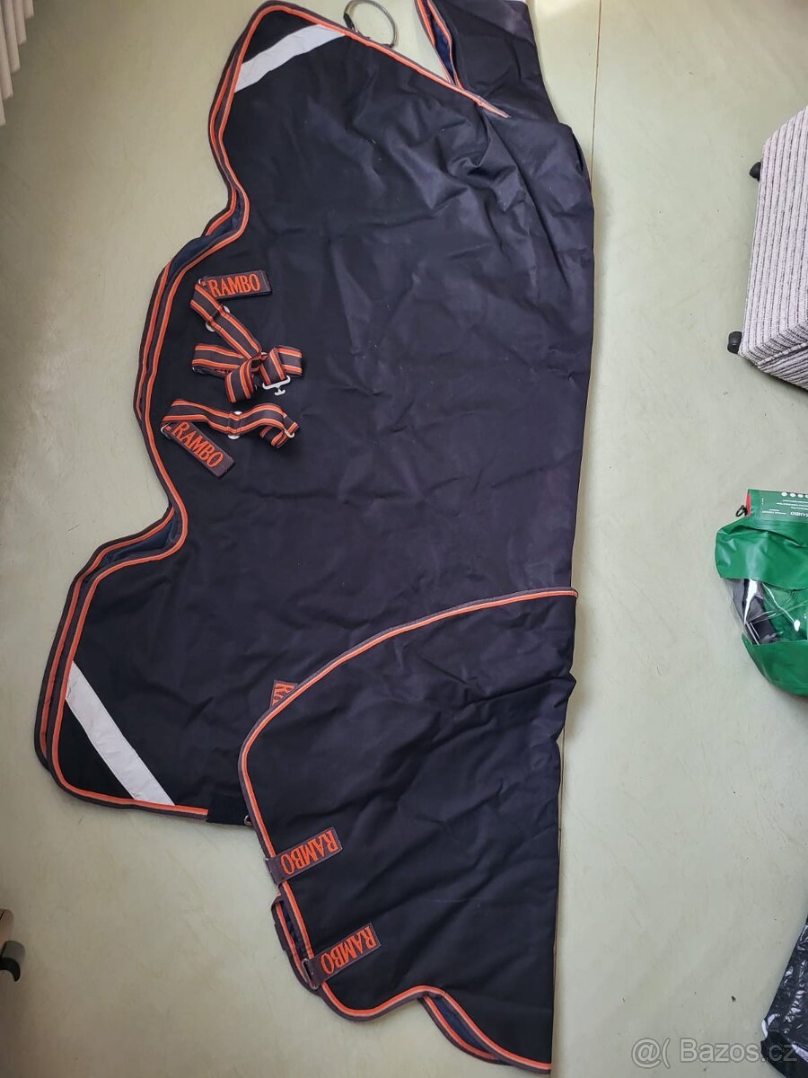 Výběhová deka Rambo Supreme turnout 200g+krk150g,vel.130 - 4