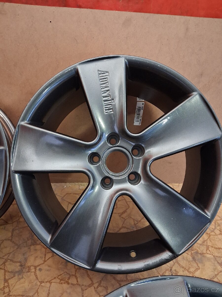 Alu kola Advantige 8,5j×18 5×112 et32 - 4