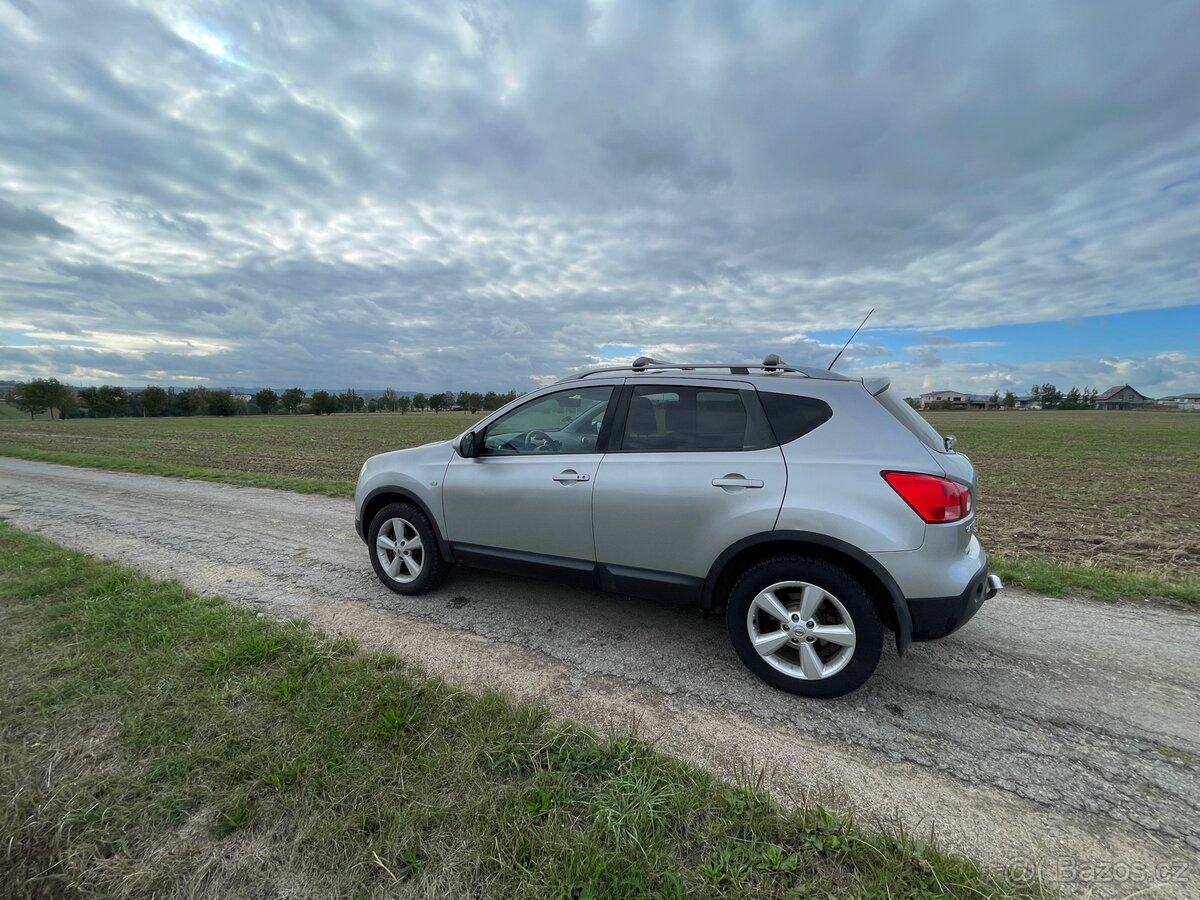 Nissan Qashqai - 4