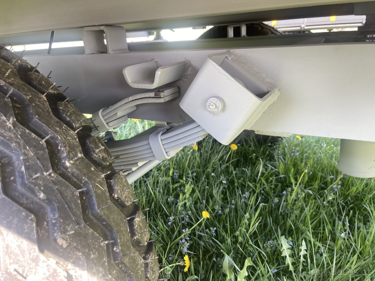 Návěs za traktor nosnost 4,0 tuny - 4