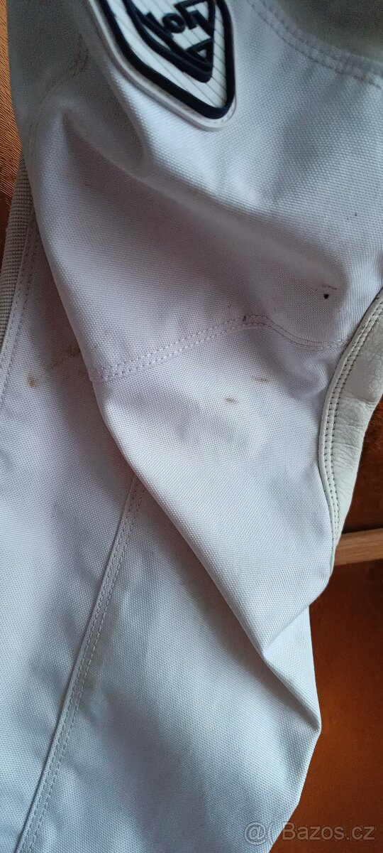 Dres a kalhoty na motorku - 4