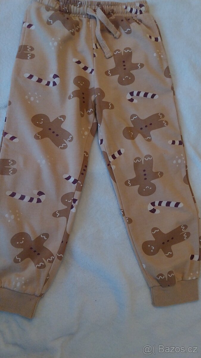 Souprava s perníčkem,vel. 122 - 4