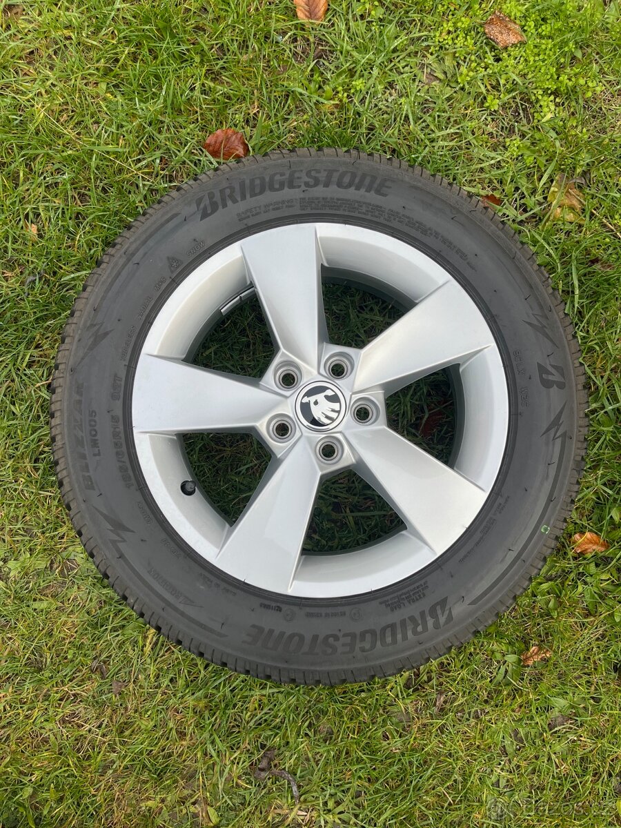 Sada zimních kompletních ALU kol na Škoda Fabia IV - 4