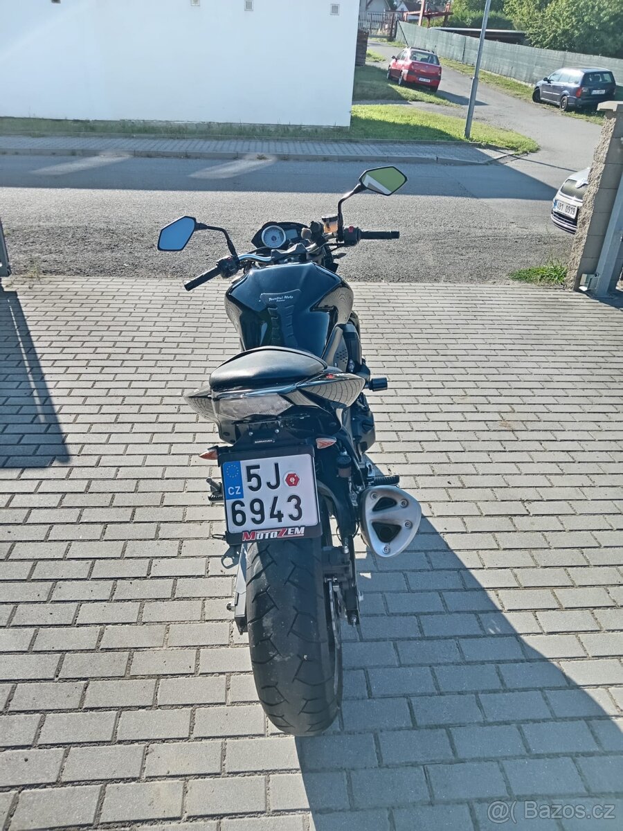 Kawasaki Z750, 77kW, rv 2008 - 4