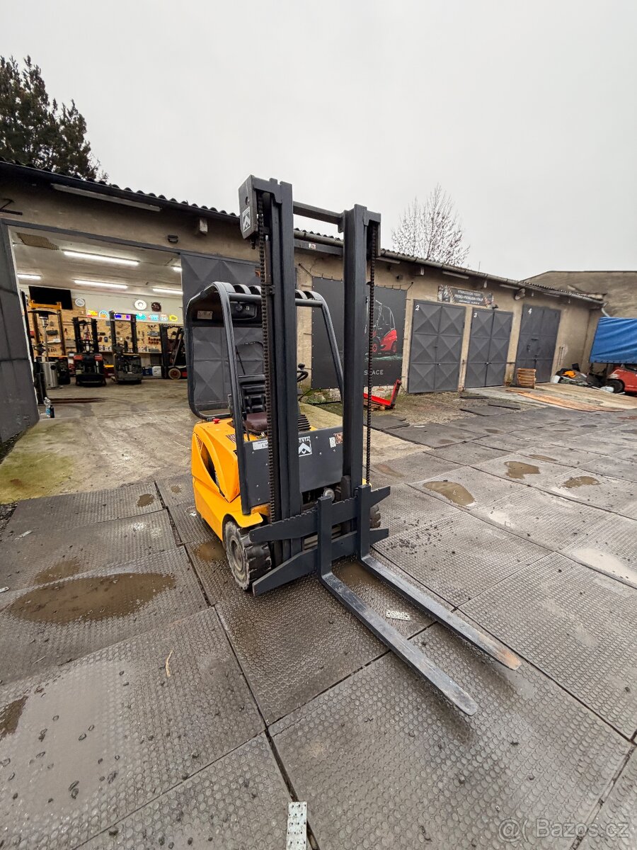 Elektrický vozík DESTA 3E15 za 65.000kČ - 4