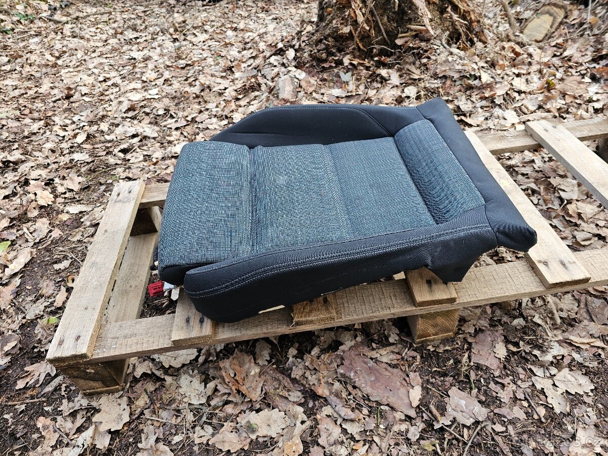 Levý přední sedák - VW Passat B8 - 4