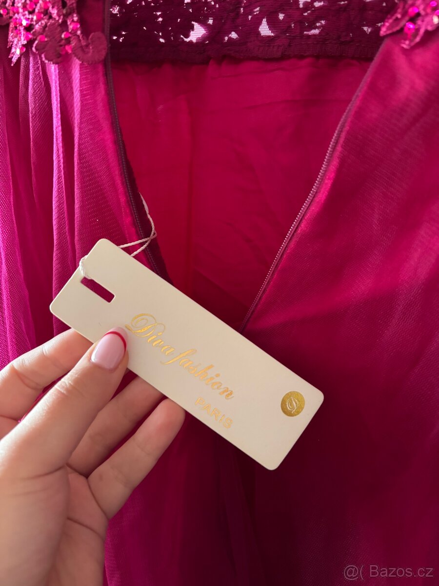 nové plesové šaty i s šátkem - 4