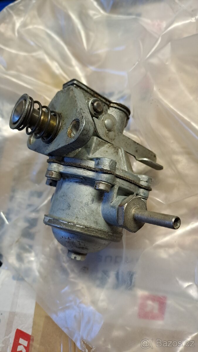 Vodní pumpa 2x a různá těsnění - 4