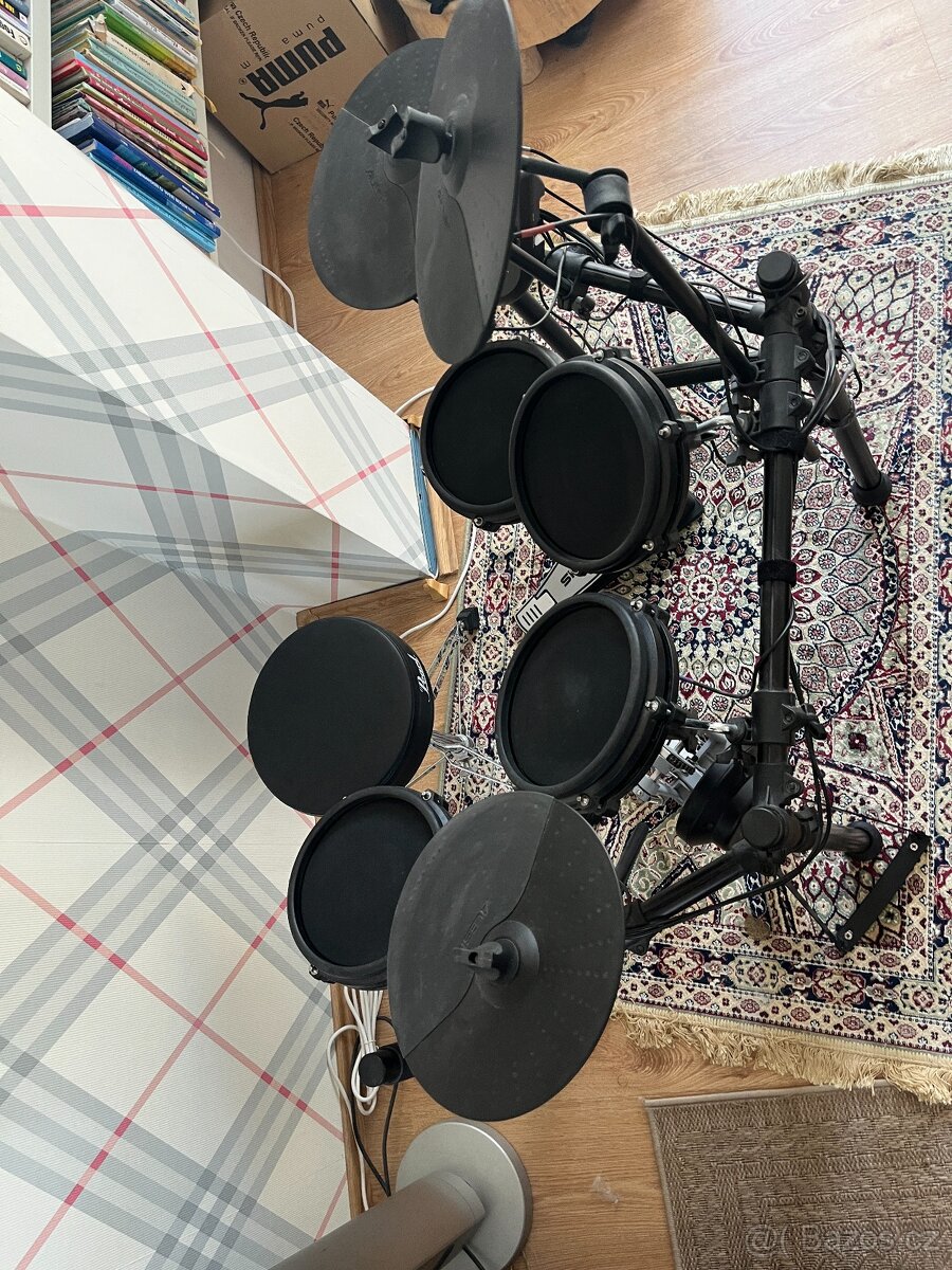 Alesis Nitro Mesh Kit - 4