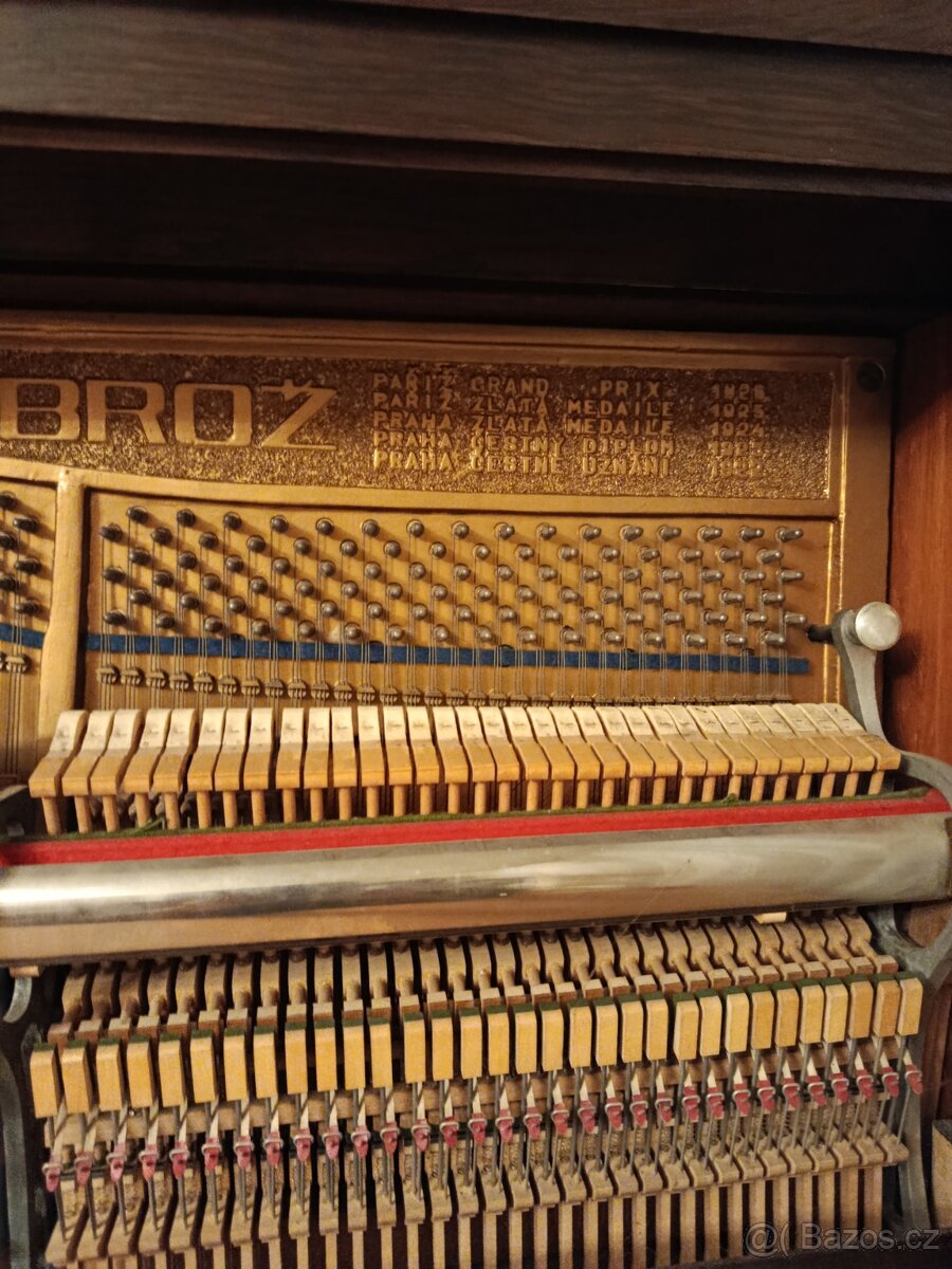 Piano Brož - 4