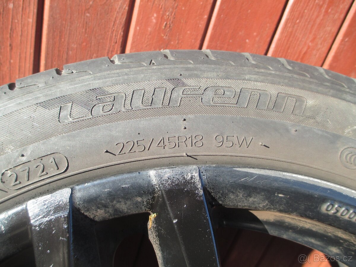 Originál letní runflat alu kola BMW x1 - 4