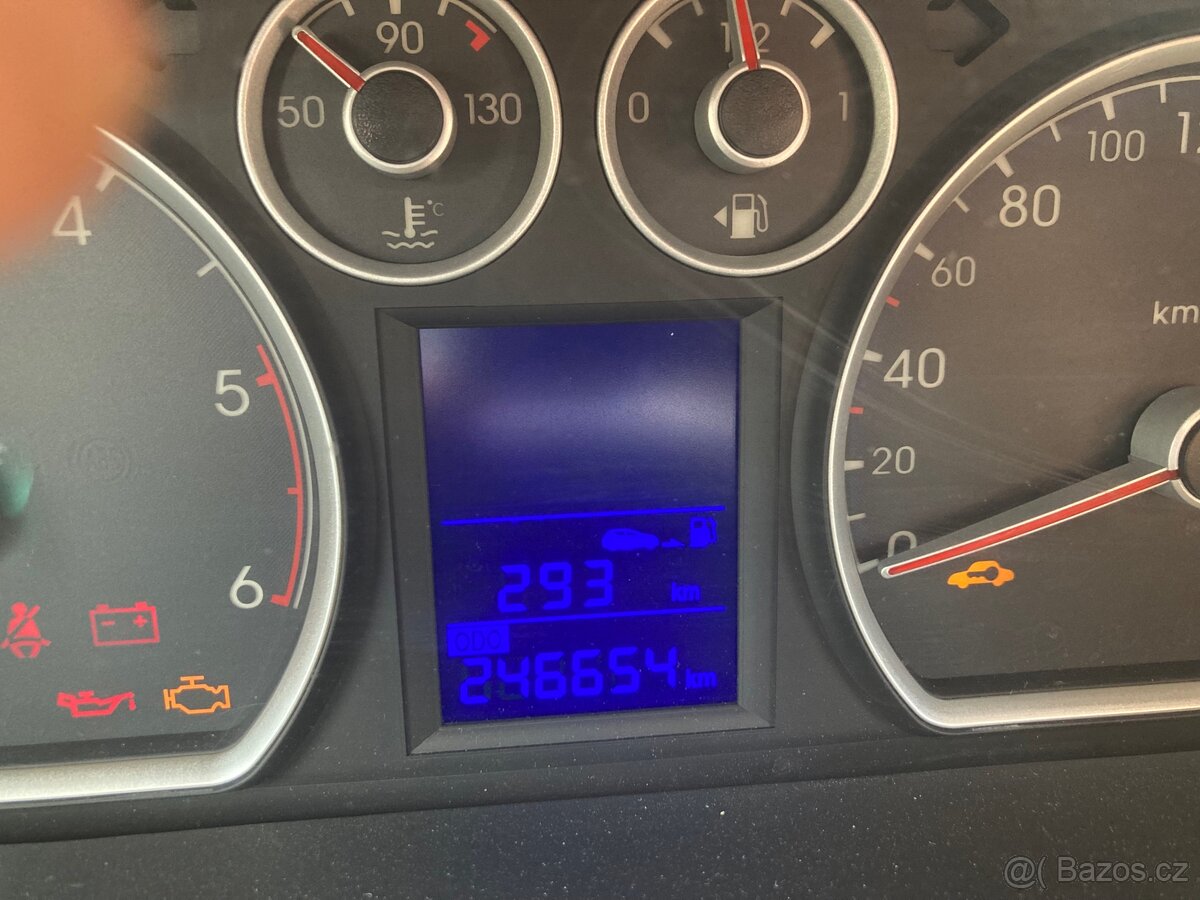 Hyundai 1.6 crdi - 4