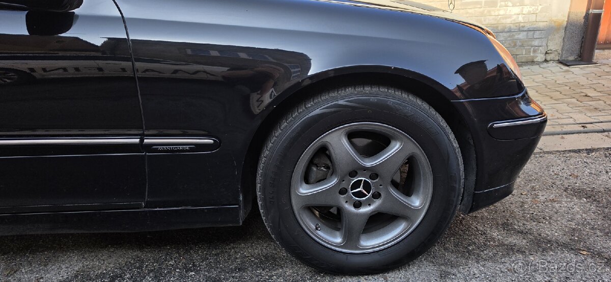 Mercedes benz - 4