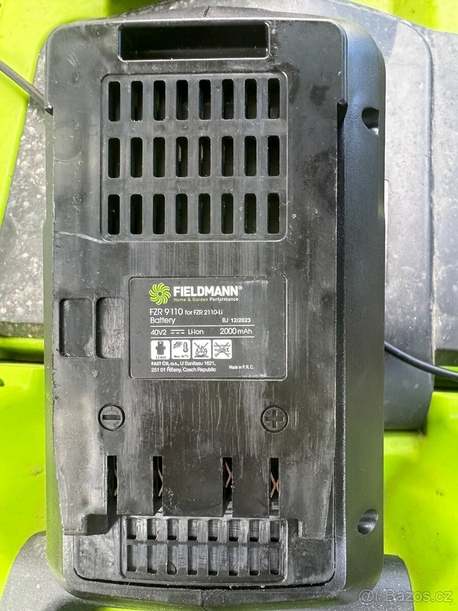 Nefunkční aku sekačka Fieldmann - 4