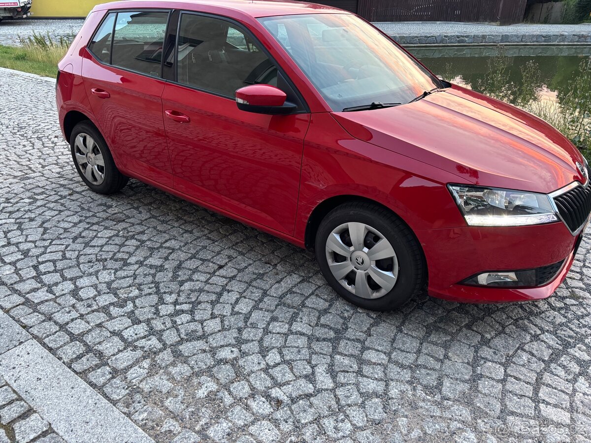 Škoda Fabia havarovaná - 4
