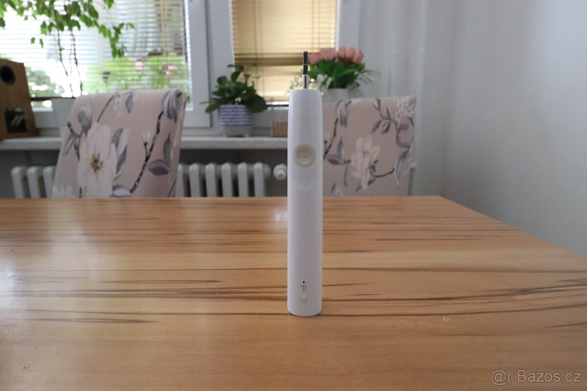 Philips Sonicare 3100 bílý hezký stav - 4