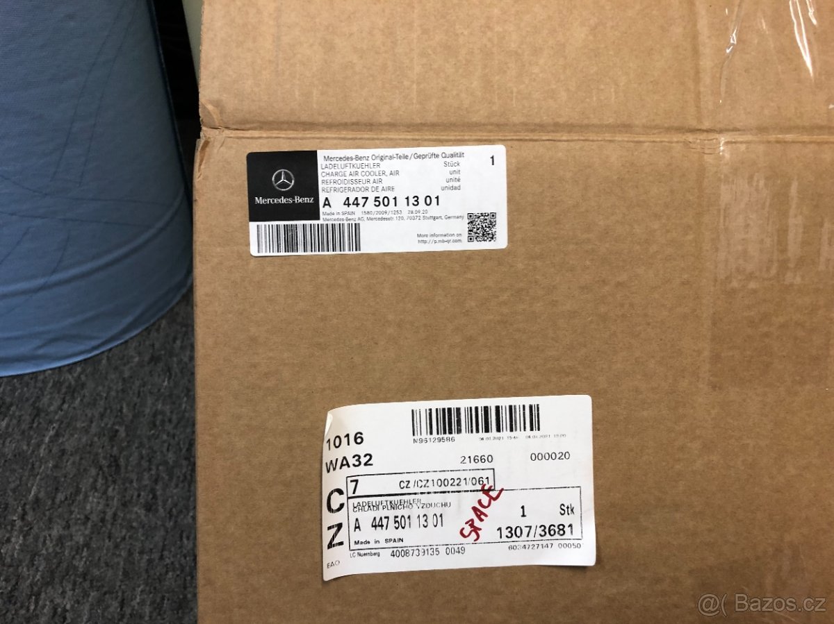 Mercedes (W447) Třída V mezichladič vzduchu A 447 501 13 01 - 4