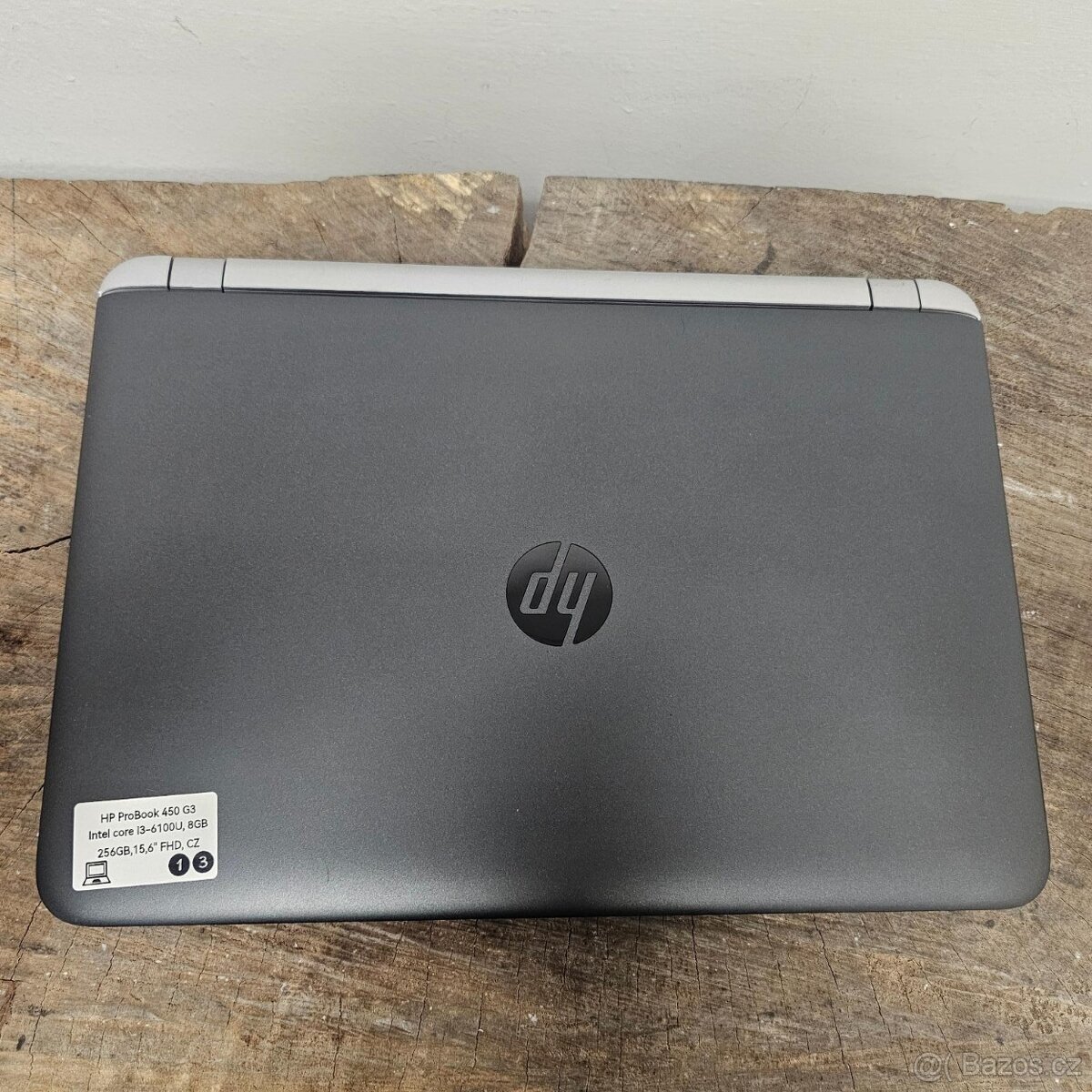 13) HP ProBook 450 G3 - i3-6100U / 8GB / 256GB / 15,6" FHD - 4