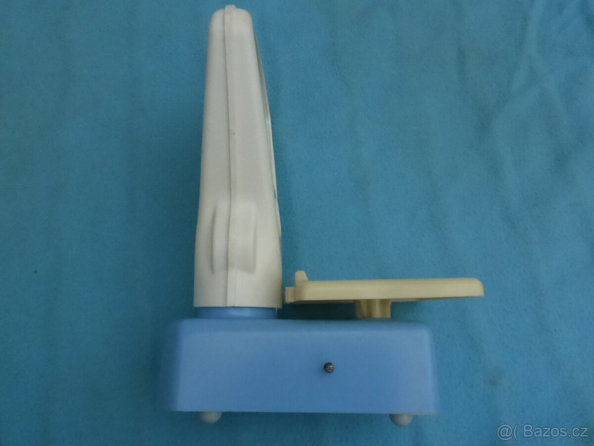 Dětská váha KDN, sedmdesátá léta - 4