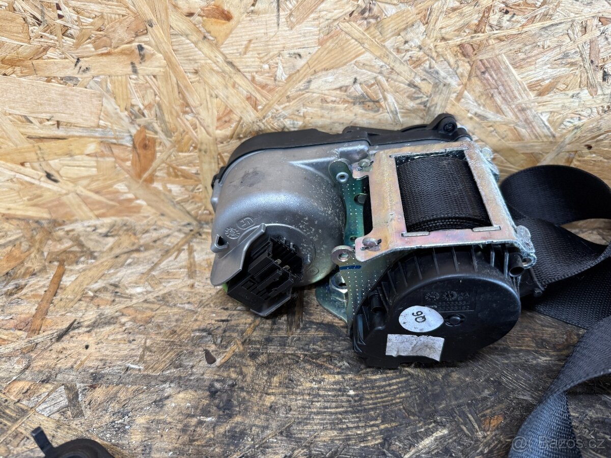 PŘEDNÍ PÁSY MERCEDES W164 - 4