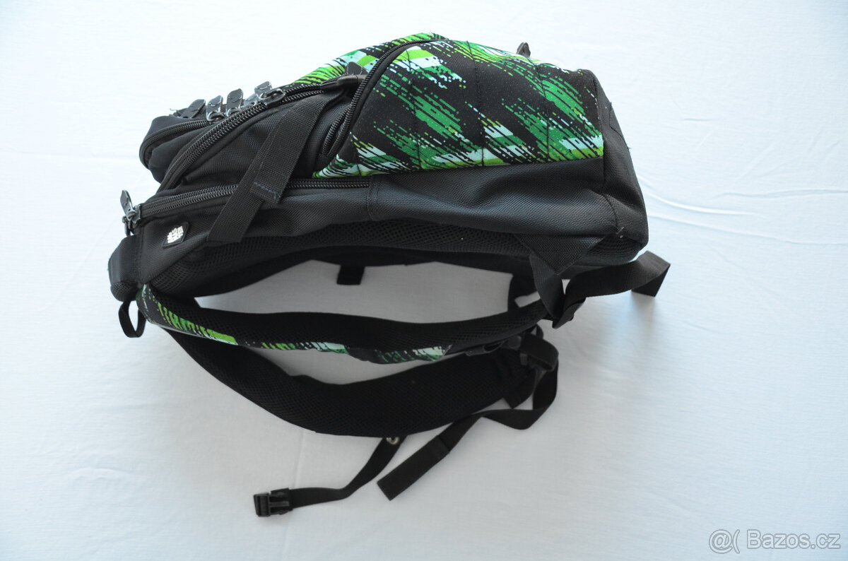 Černo zelený školní batoh Bagmaster - 4