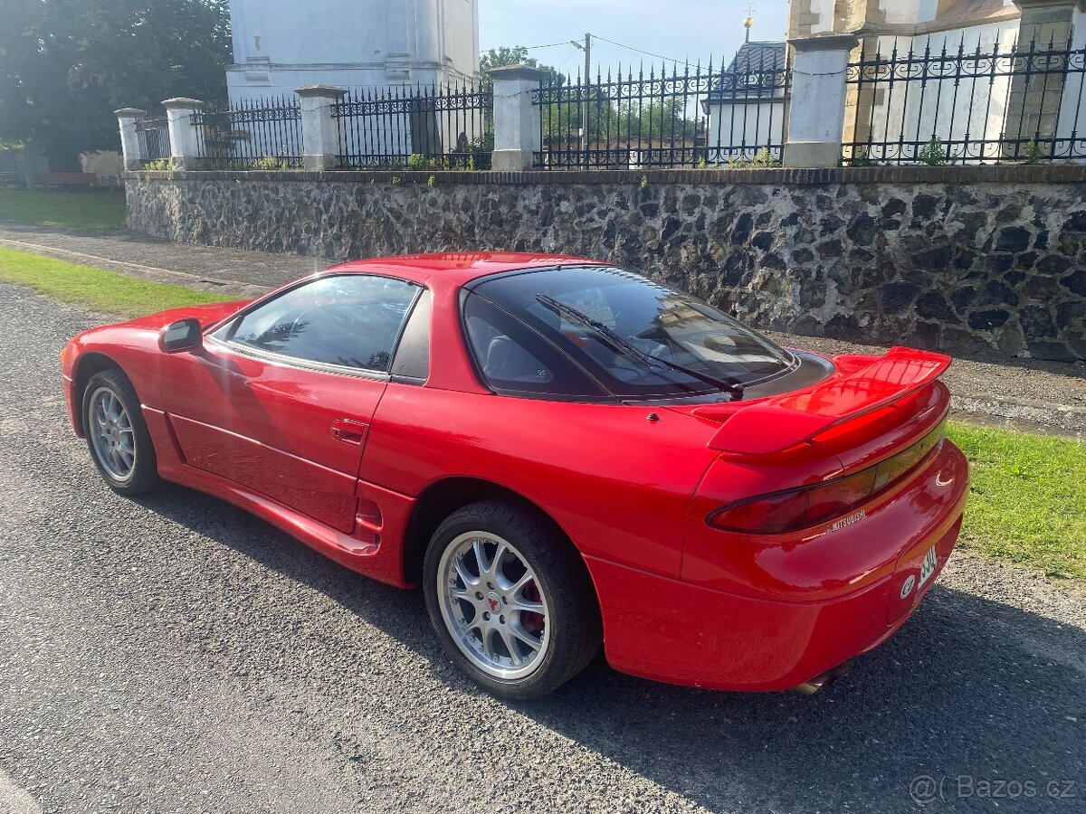 MITSUBISHI 3000 GT - 4