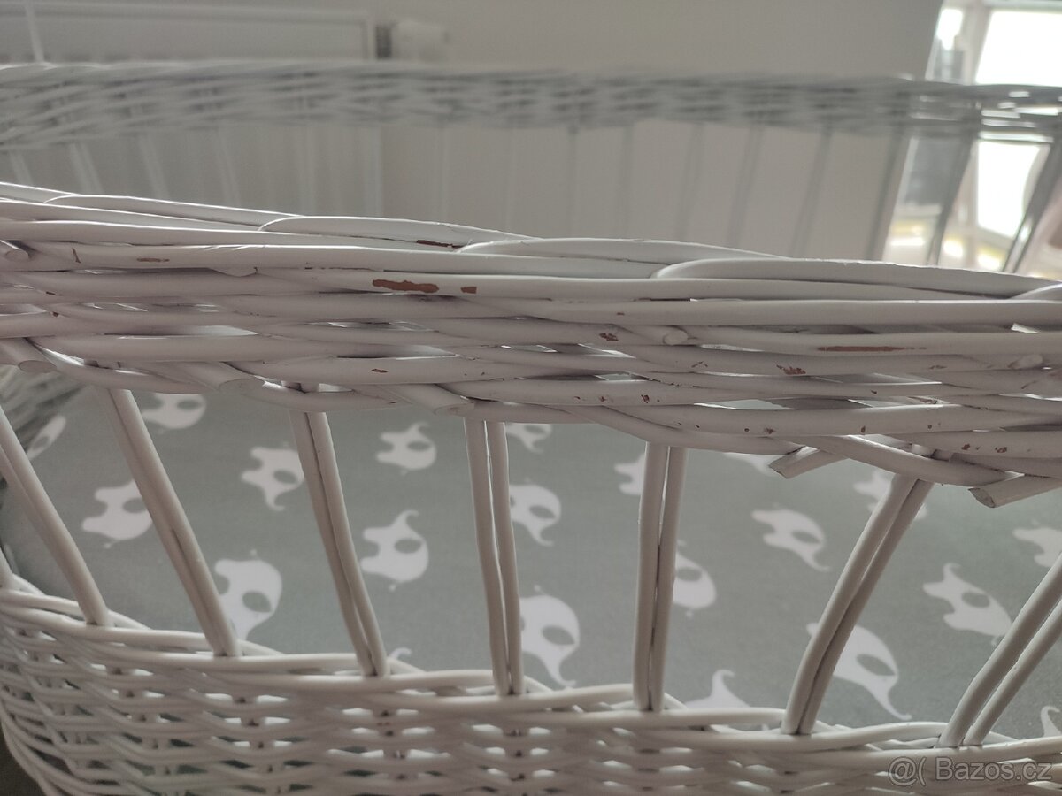 Proutena postylka na koleckach - 4