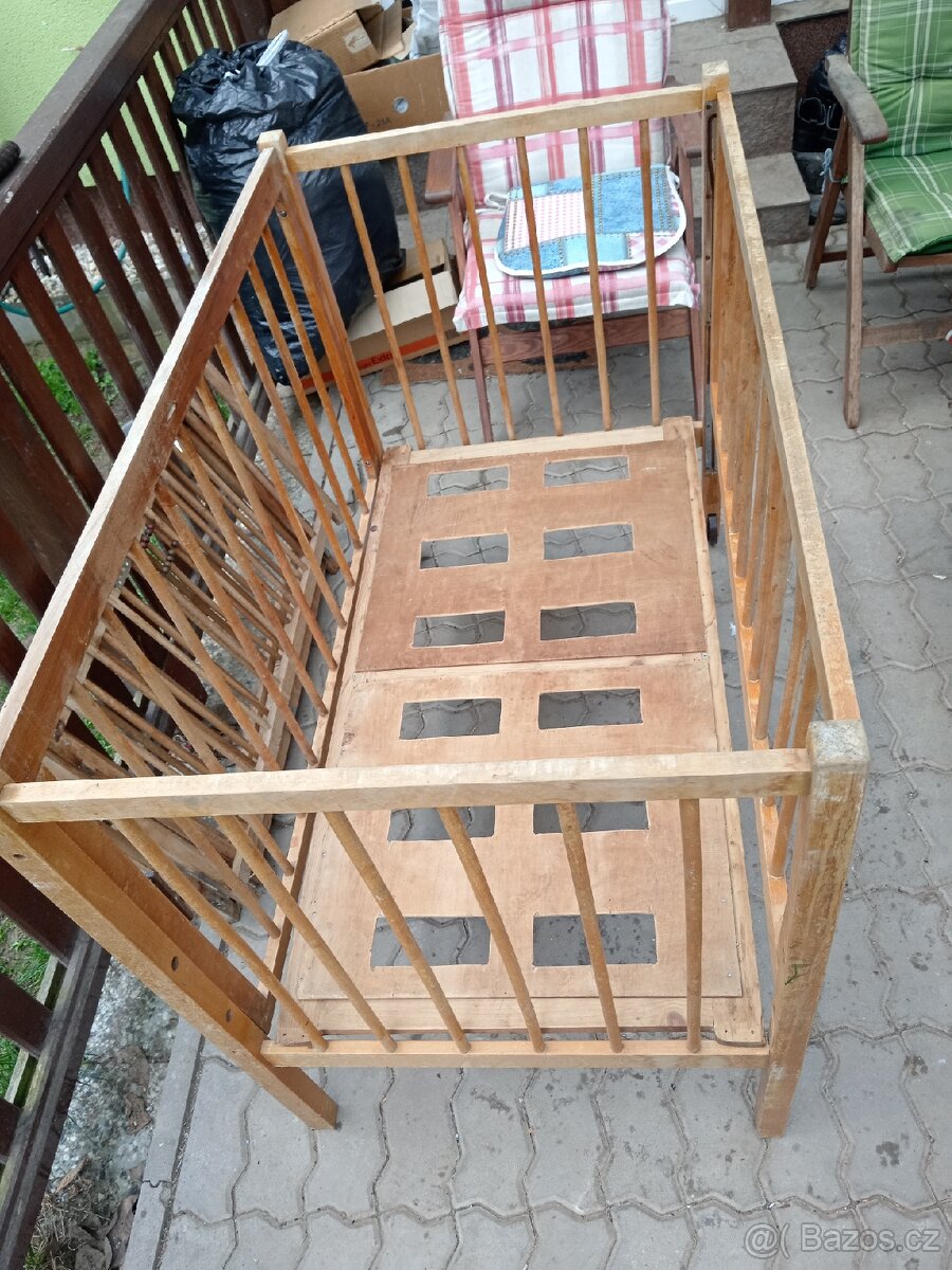 Retro dětská dřevěná postýlka - 4