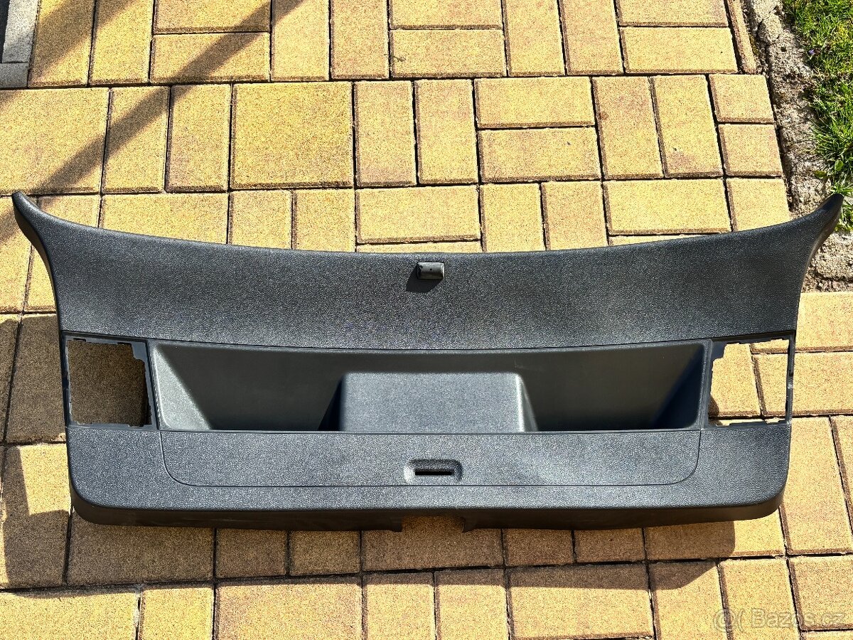 Díly kufru z VW Golf 6 - 4