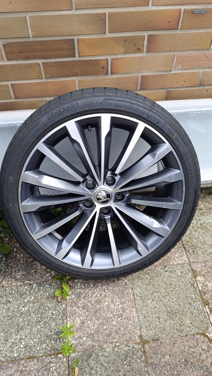 Alu Kola Superb 3 - 4