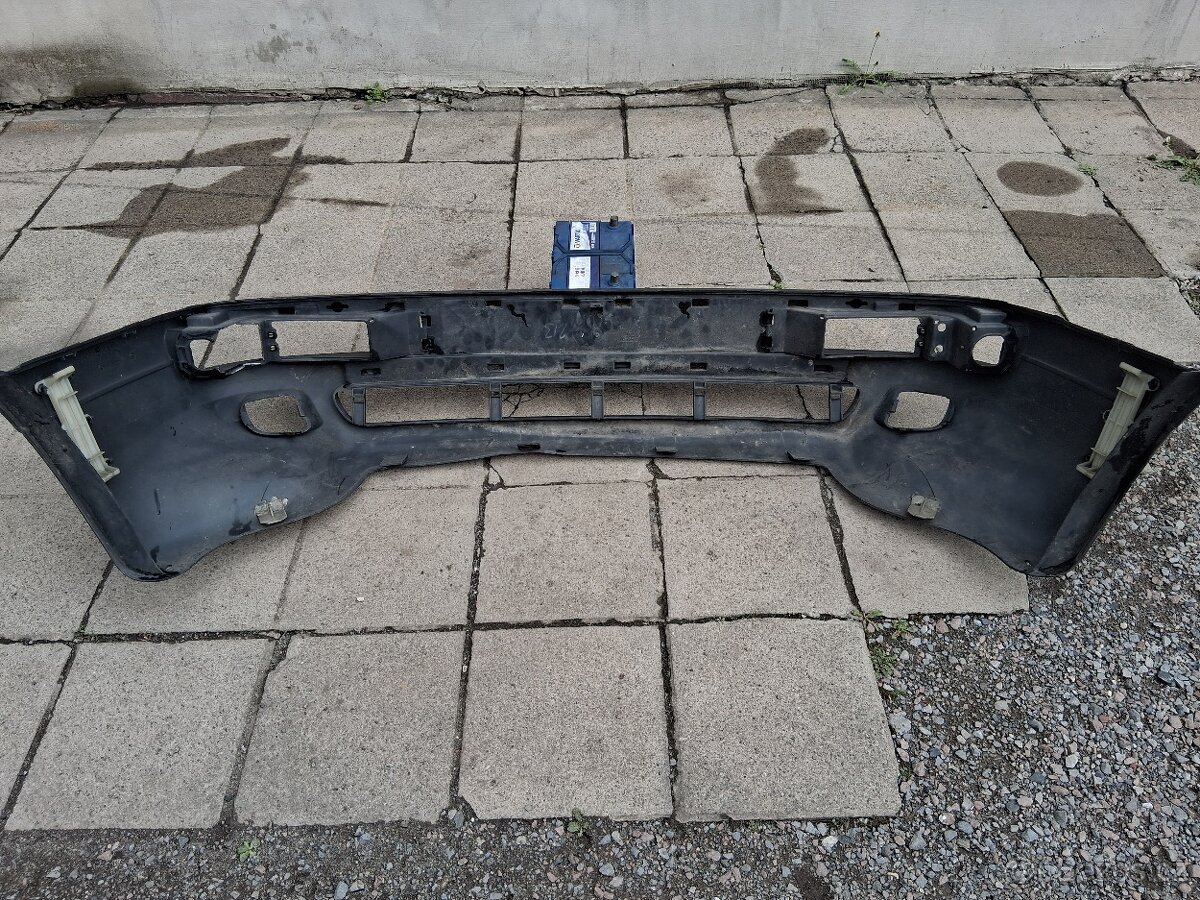 Audi 90 B3 přední nárazník - 4