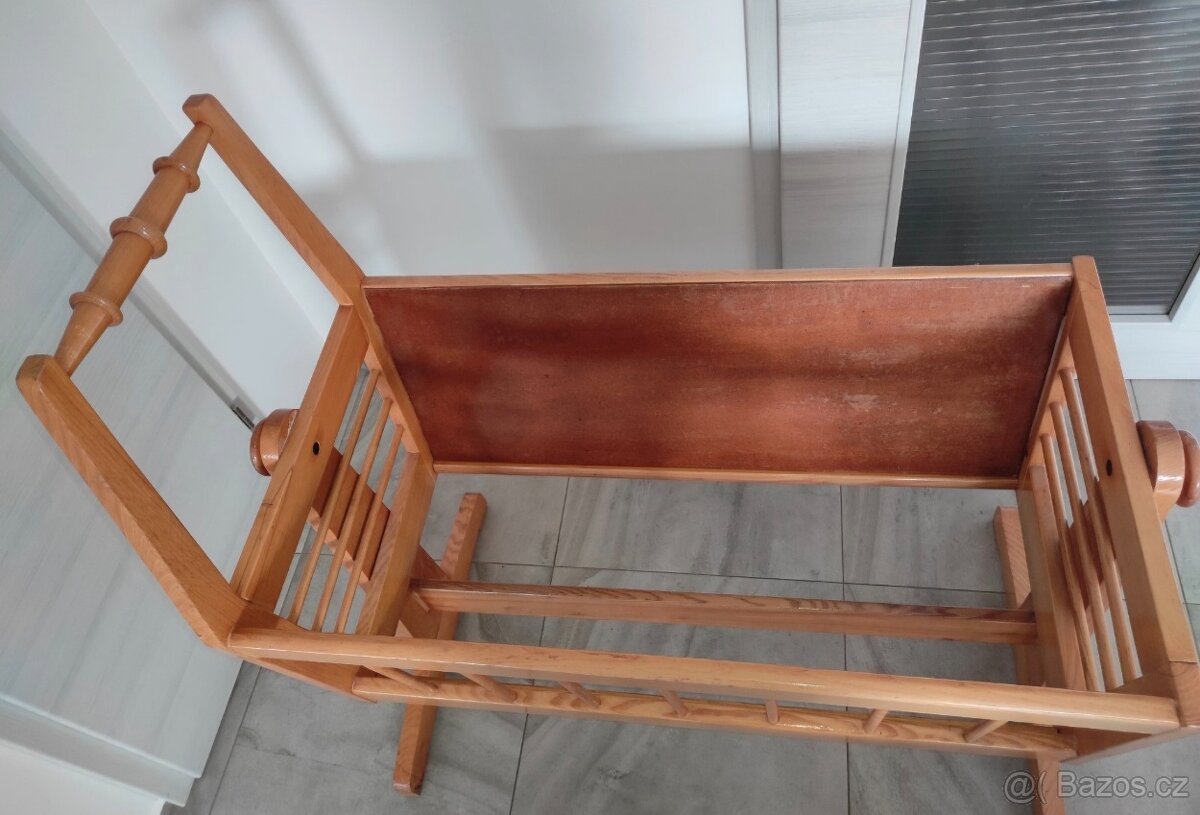 Kolébka pro miminko z jasanu - 4