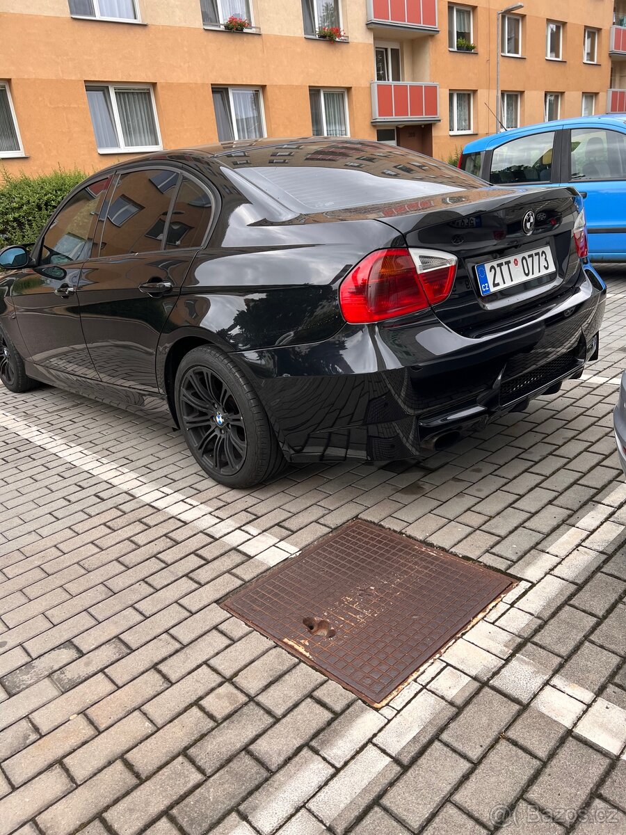 BMW E90 318d - 4