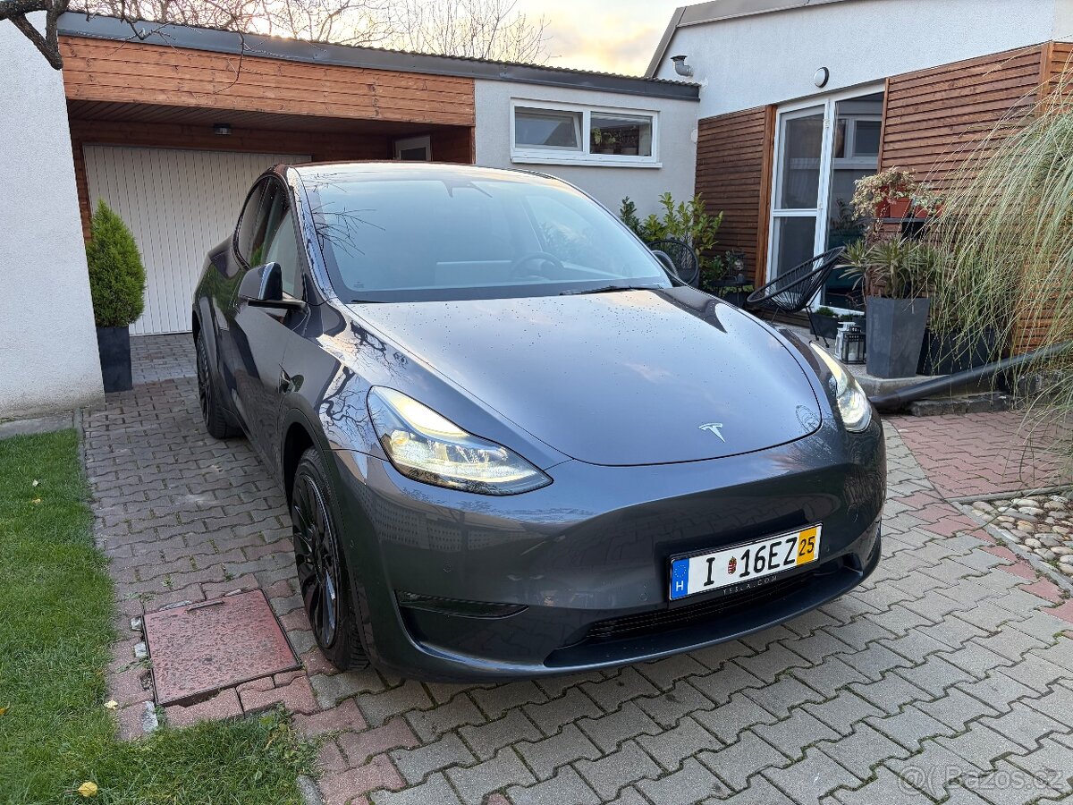 Tesla model Y Long Range Dual Motor - 4