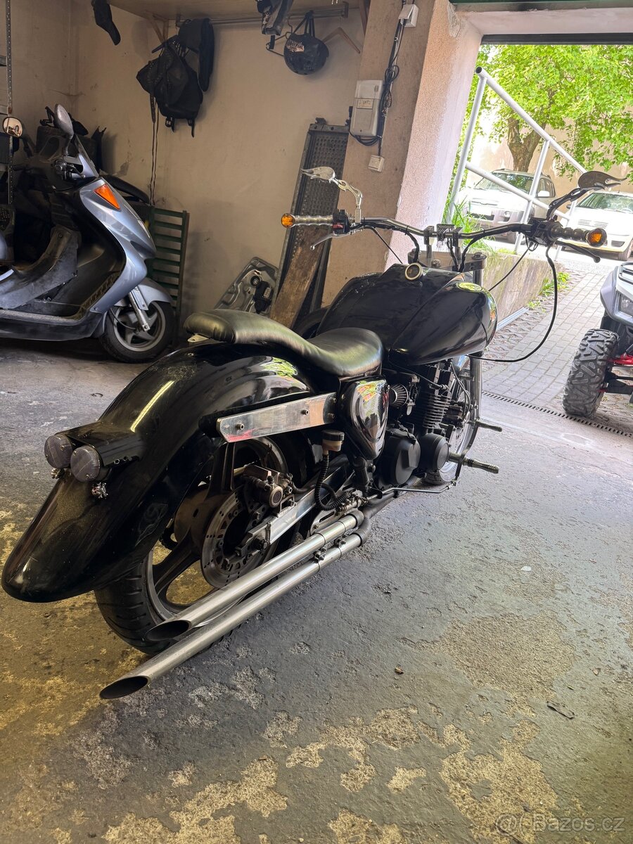 Kawasaki zx 550 stavba chopper Cafe racet - 4