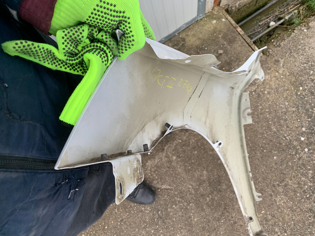 predni blatnik skoda octavia III pravy bily 17-20 - 4