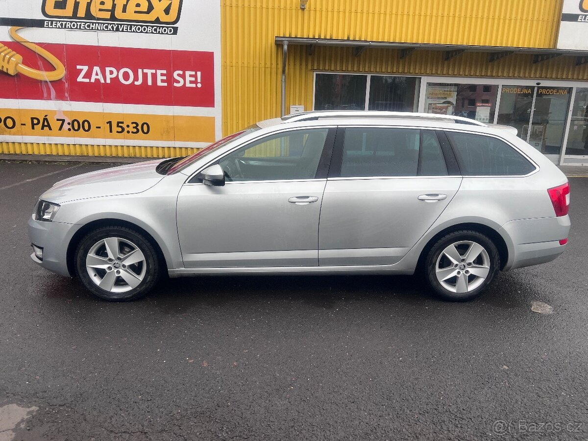 Škoda Octavia Combi 3 1,6tdi 77kw DSG, 170tkm, Panorama. - 4