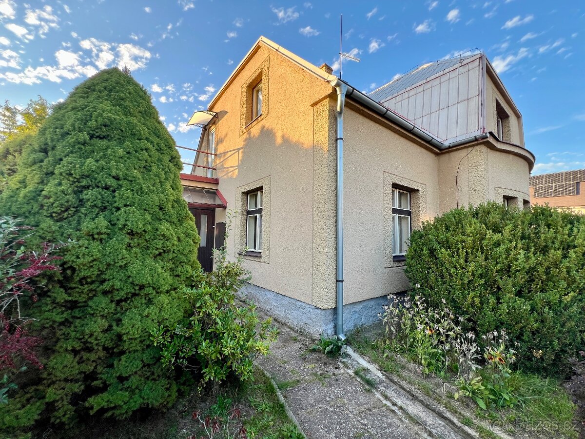 Pronájem rodinné vily se zahradou - Bakov nad Jizerou - 4