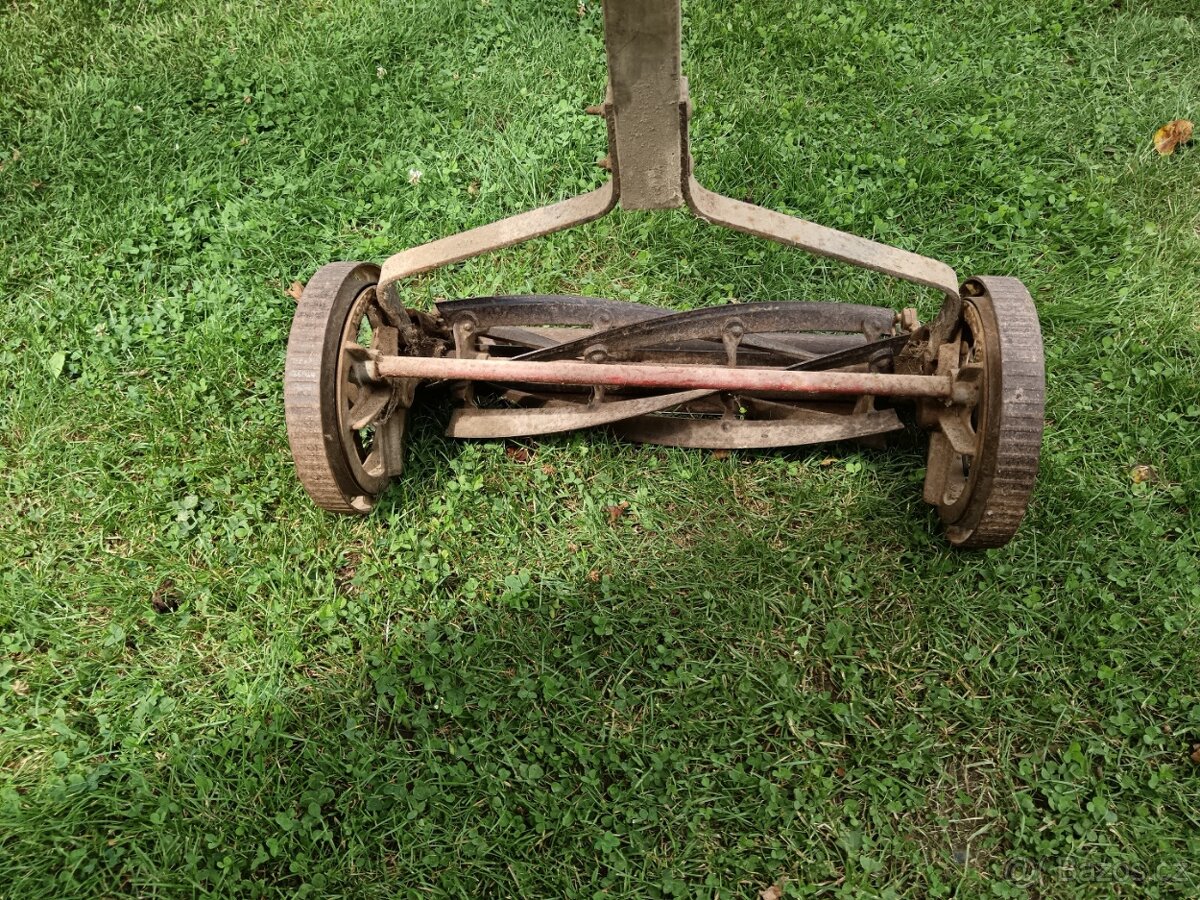 Historická vřetenová sekačka - 4