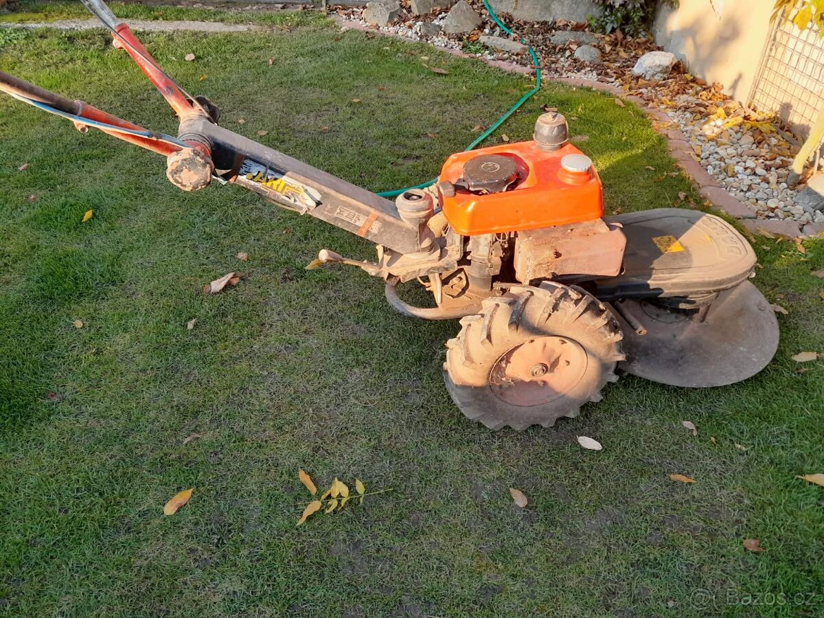 Bubnová sekačka Dakr s motorem Vari - 4