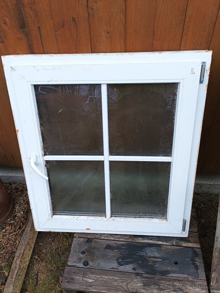 Plastové dveře + okno - 4