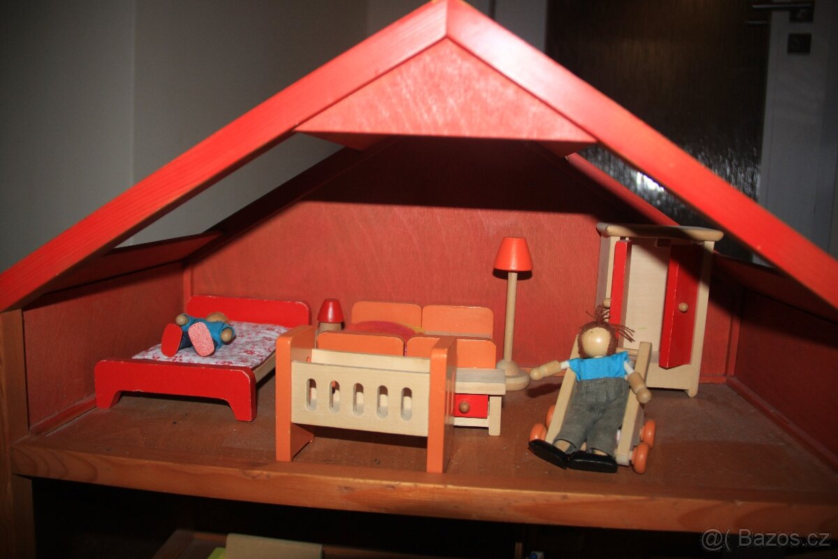 Dřevěný domeček pro panenky - 4
