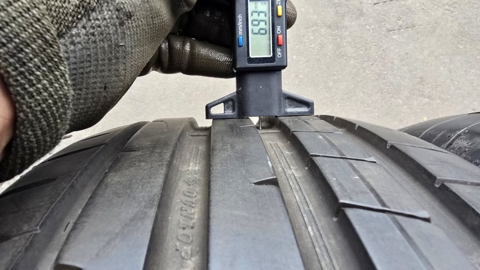 Letní pneu 215/55/17 Dunlop - 4