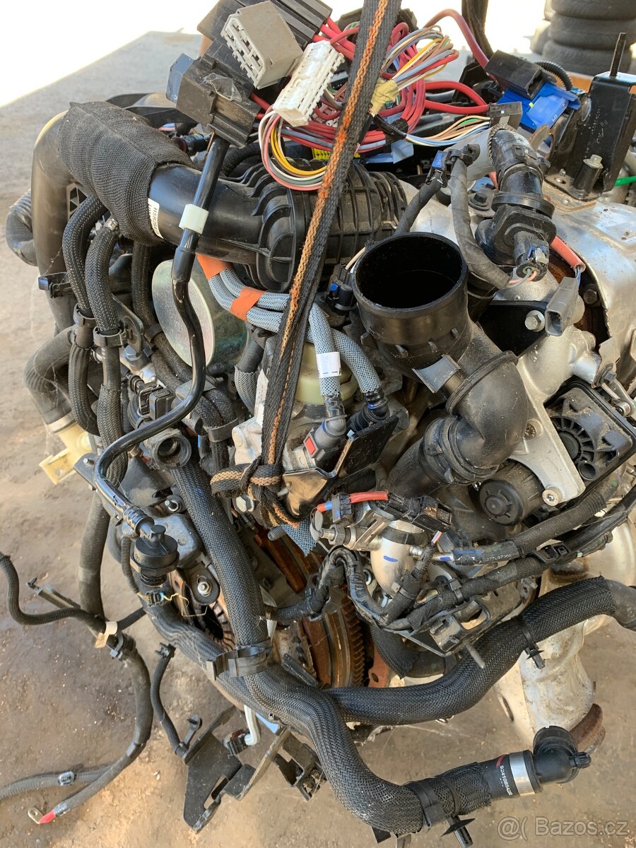 Motor Renault trafic 2,0Dci. MGR Z714 - 4