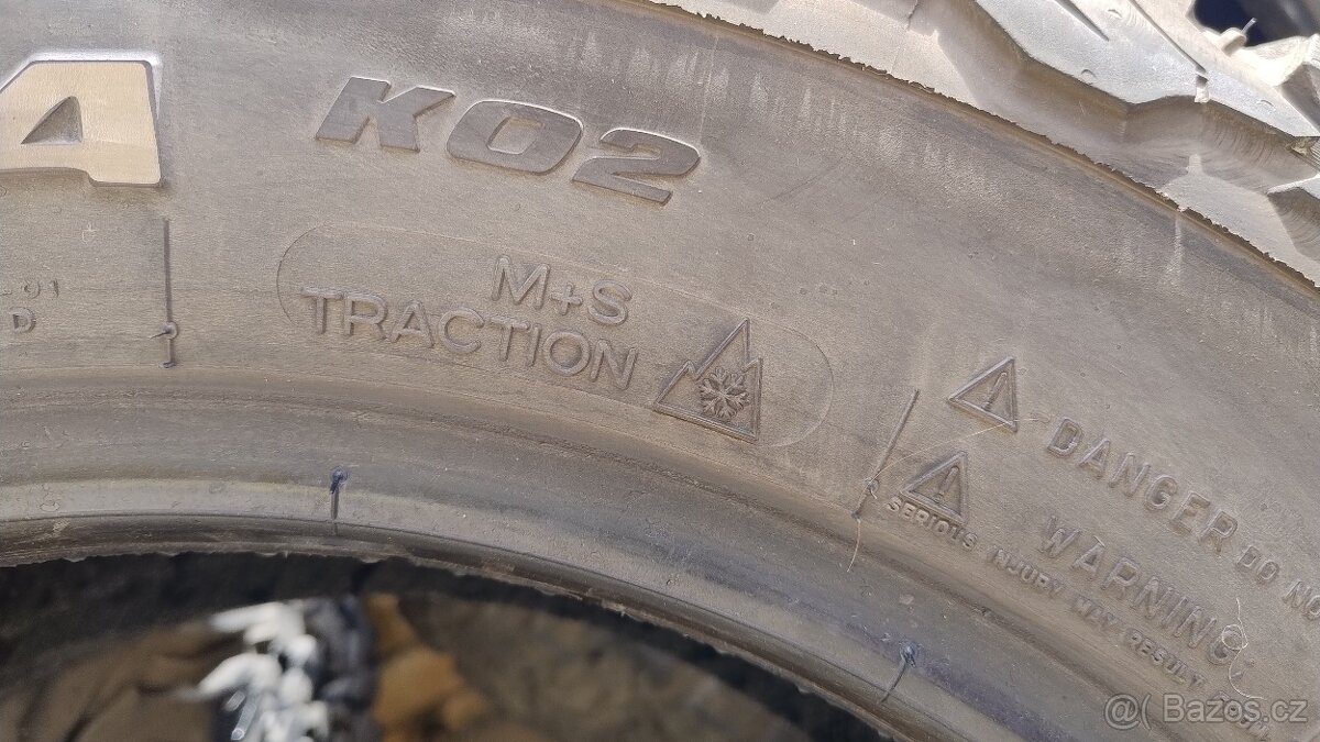 BFGoodrich All-Terrain T/A KO2 245/65R17 111/108S