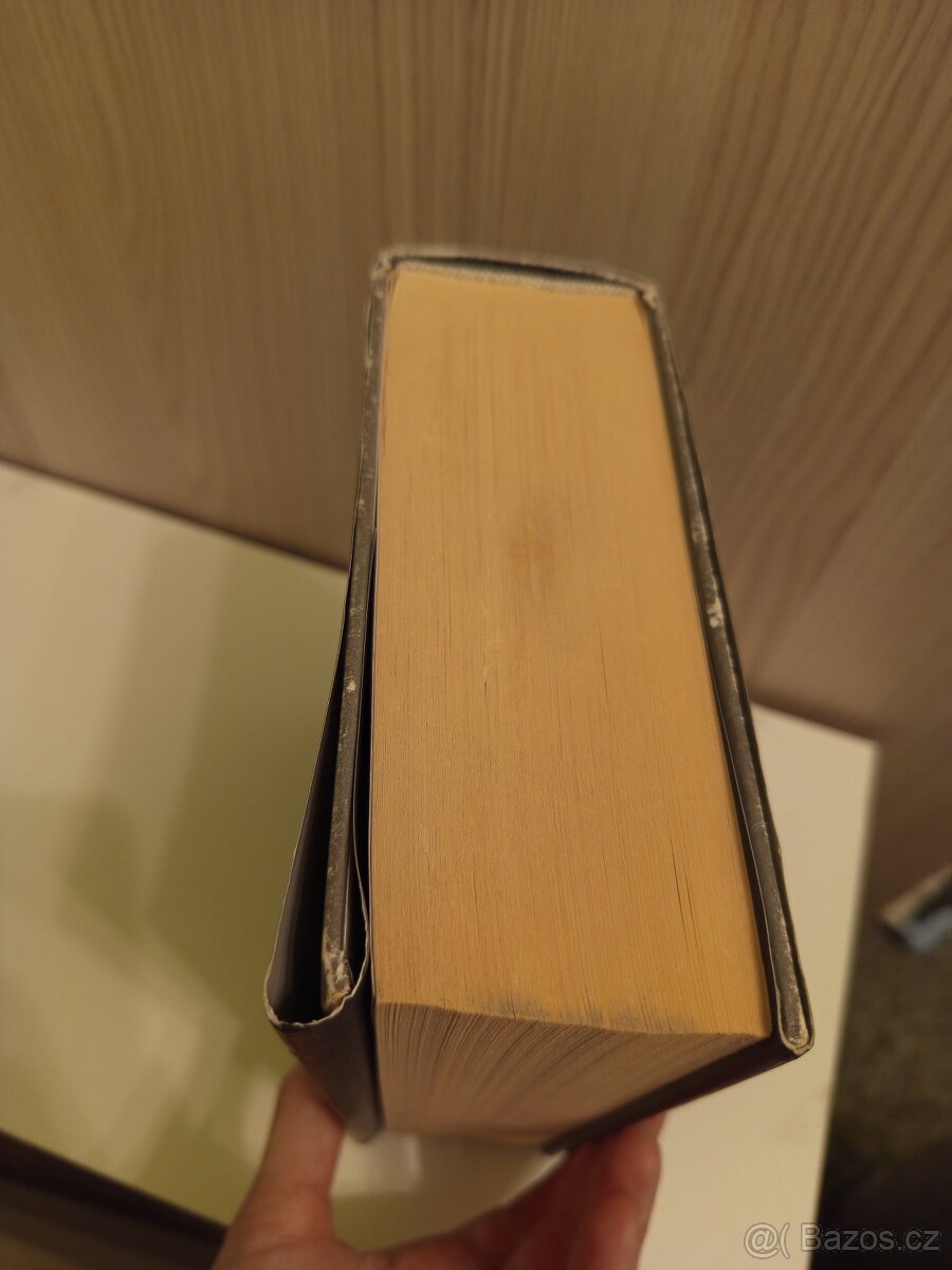 Padesát odstínů temnoty - 4